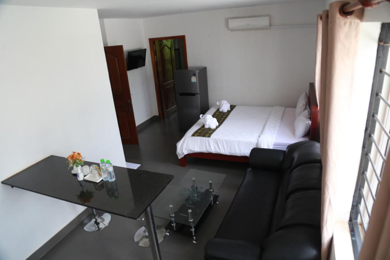 Готель Smart Angkor Boutique Сіємреап Екстер'єр фото